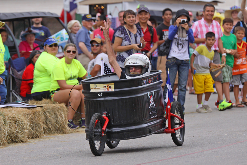 Illustration for article titled Soap Box Derby
